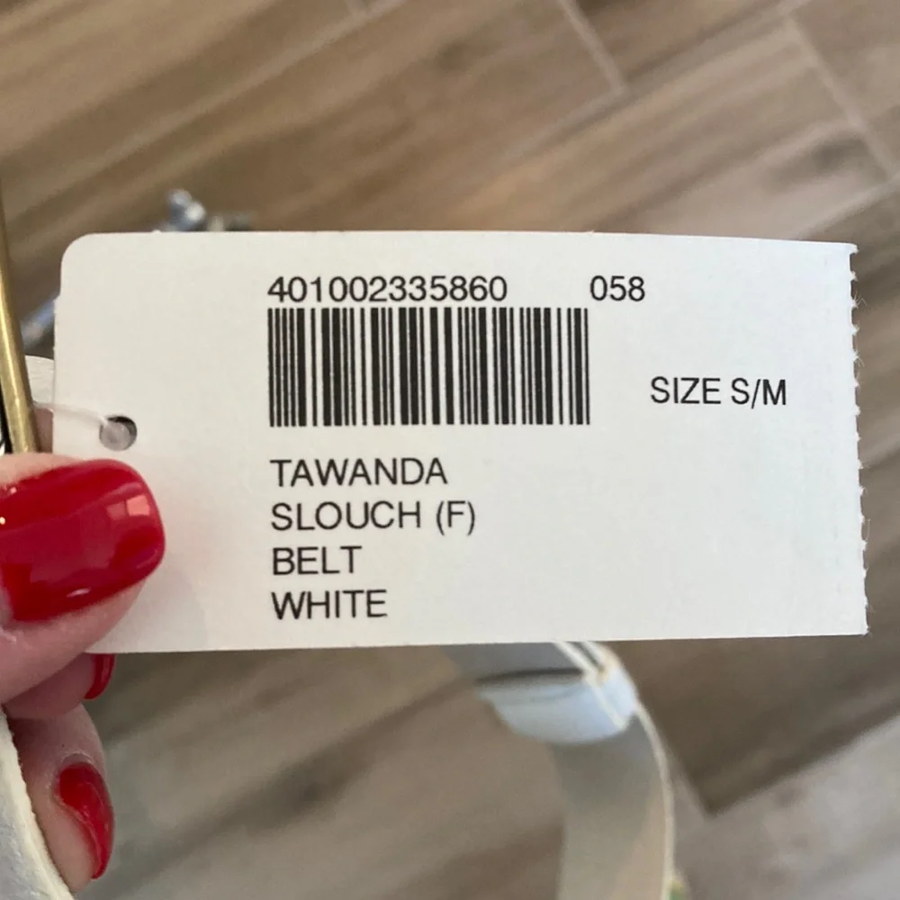 NWT Chico’s S/M Tawanda Slouch belt